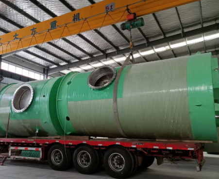 防爆電動(dòng)葫蘆吊裝截流井筒體到拖車車體上